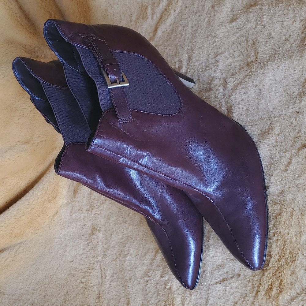NINE WEST BROWN Ankle BOOTIES Size 11 M US.